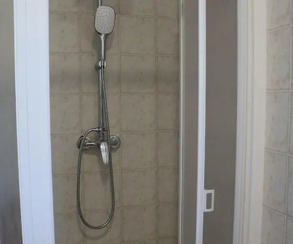 Kiki 아파트 로비니