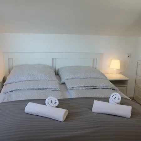 Kiki Apartment *