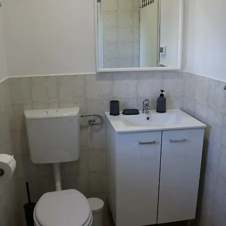 Kiki Apartment *